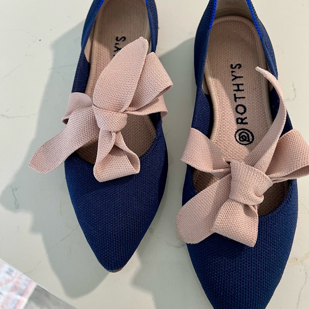 Rothy's Navy Flats with Blush Bow - Picture 4 of 5